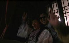 圆月弯刀花絮,幕后花絮揭秘，刀光剑影背后的温情瞬间  第1张