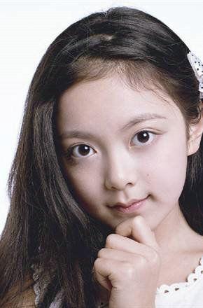 泰国歌手英利个人资料,音乐梦想的璀璨星光