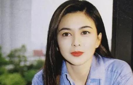 关之琳近期照片曝光,风采依旧,岁月无痕 第3张 关之琳近期照片曝光,风采依旧,岁月无痕 第3张