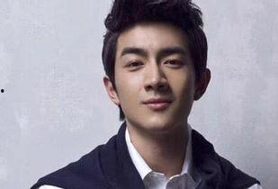 李贤镇个人资料,才华横溢的青年才俊，引领时代潮流的领军人物  第3张